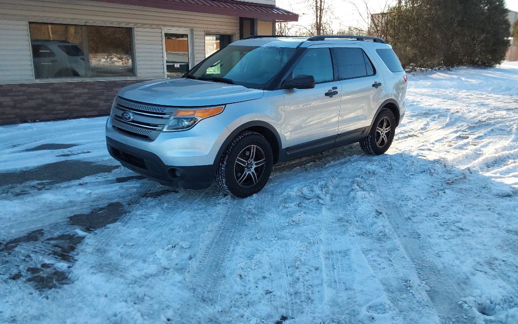 2013 Ford Explorer Image 2