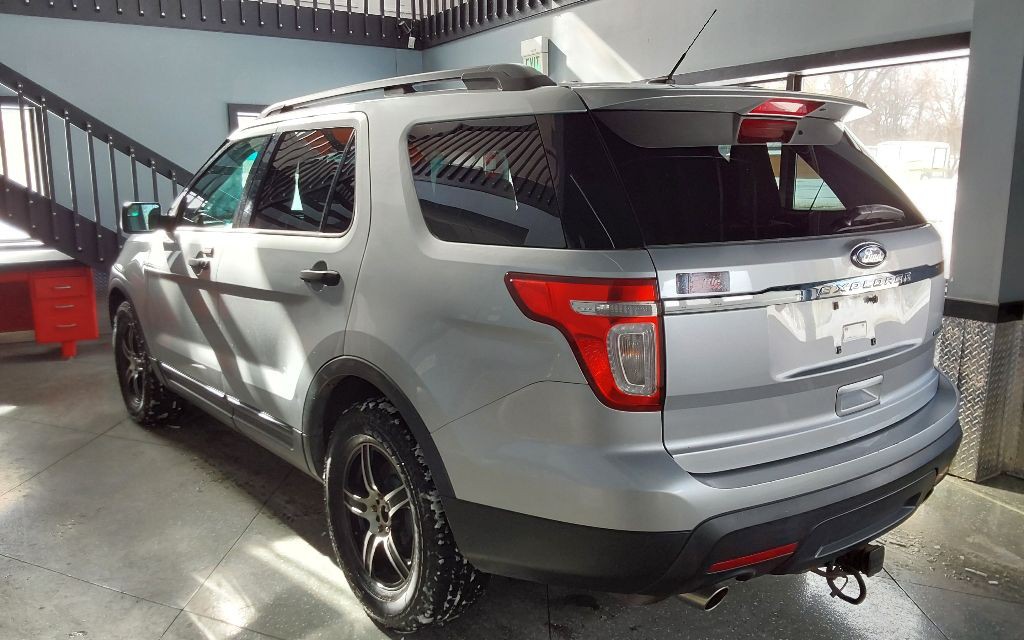 2013 Ford Explorer Image 11