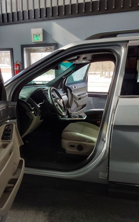 2013 Ford Explorer Image 15