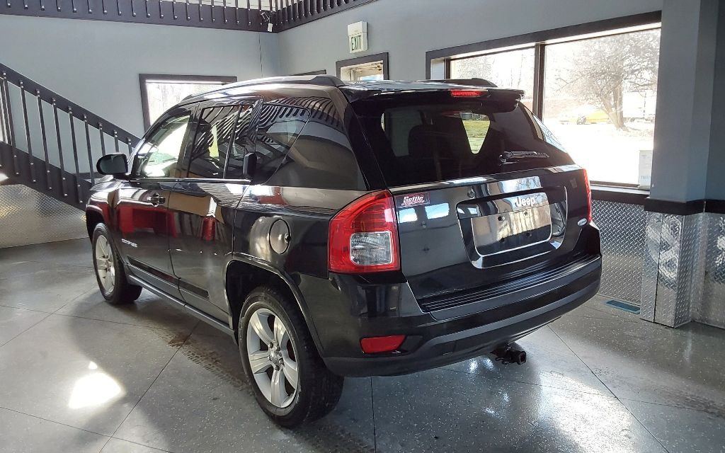 2012 Jeep Compass Image 9