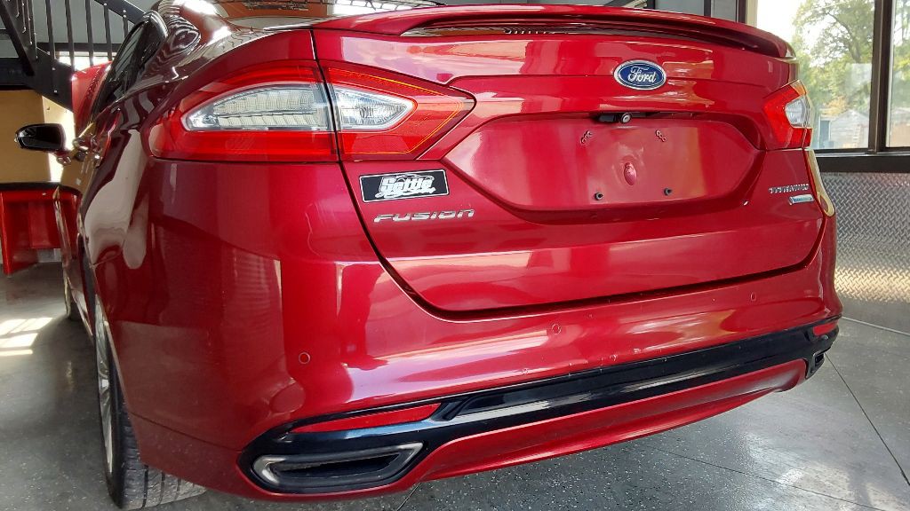 2016 Ford Fusion Image 12