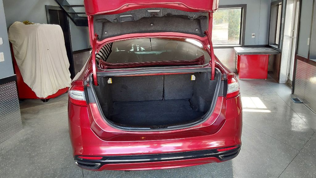 2016 Ford Fusion Image 13