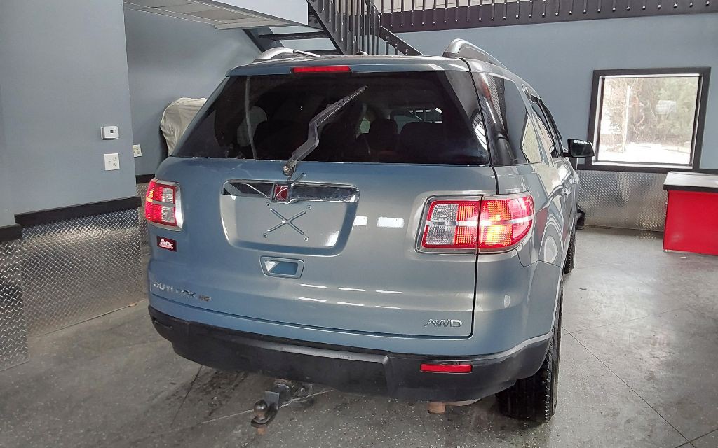 2008 Saturn Outlook Image 9