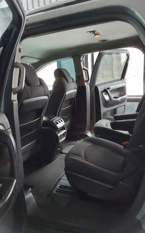 2008 Saturn Outlook Image 18