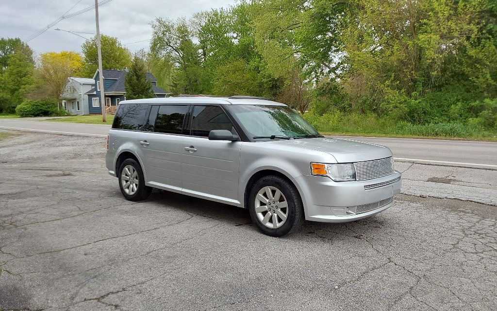 2009 Ford Flex Image 2