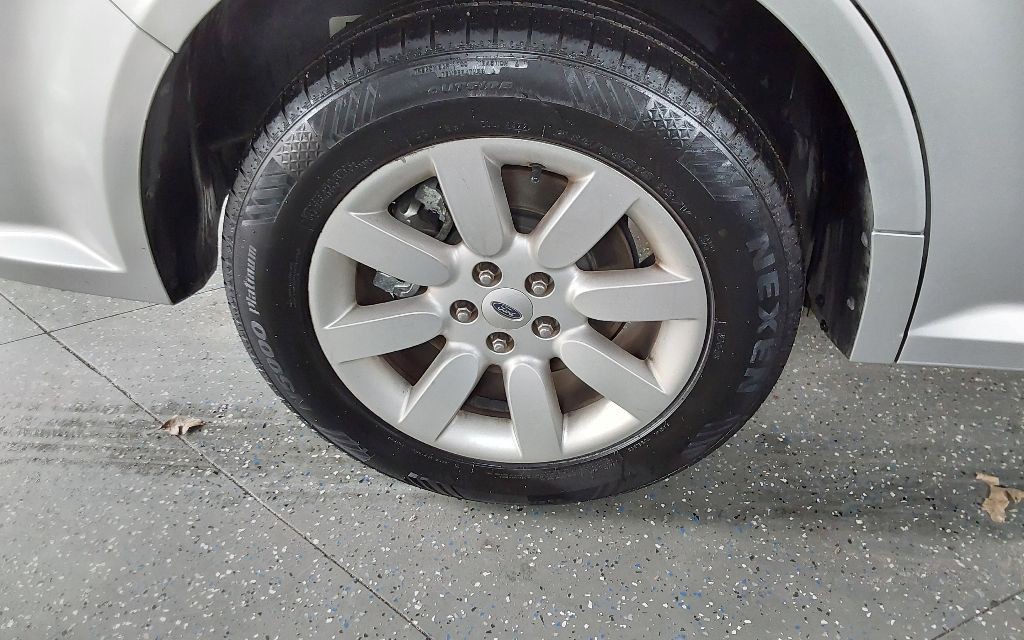 2009 Ford Flex Image 20