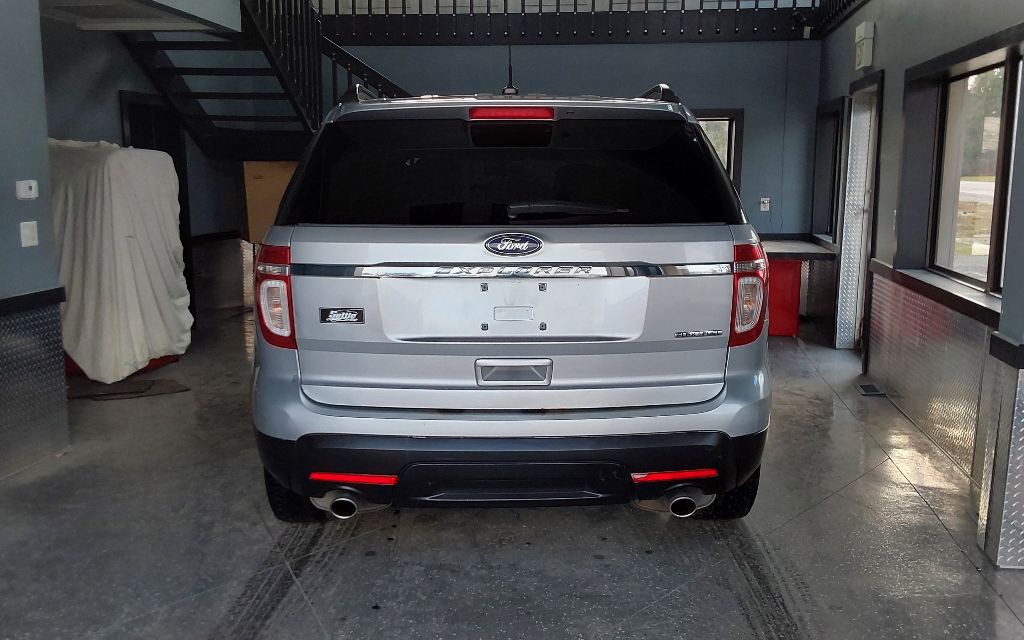 2013 Ford Explorer Image 9
