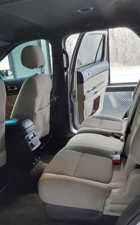 2013 Ford Explorer Image 15