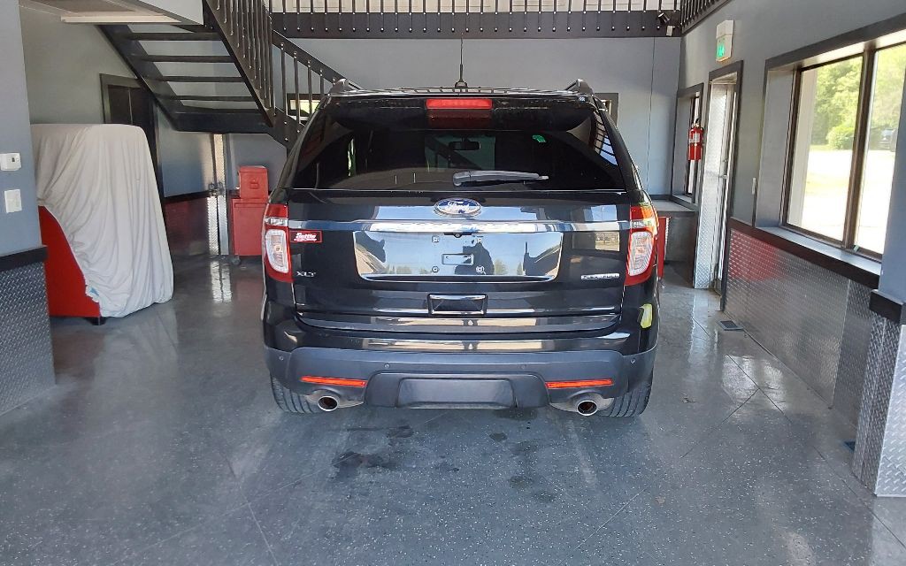 2014 Ford Explorer Image 8