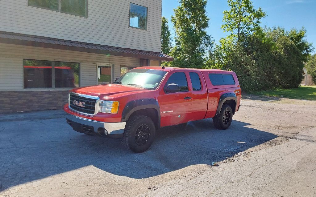 2008 GMC Sierra Image 1