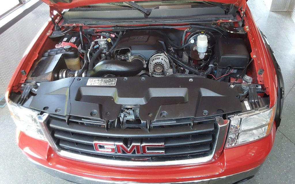 2008 GMC Sierra Image 21