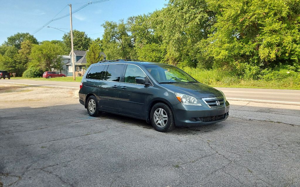 2006 Honda Odyssey Image 2