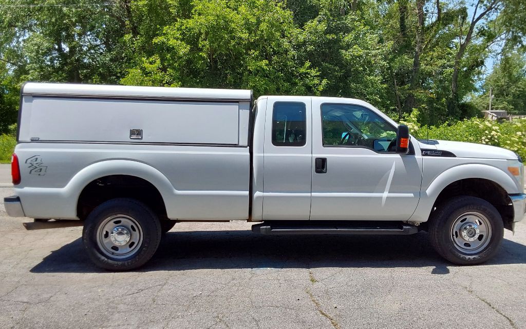 2011 Ford F-350 Image 1