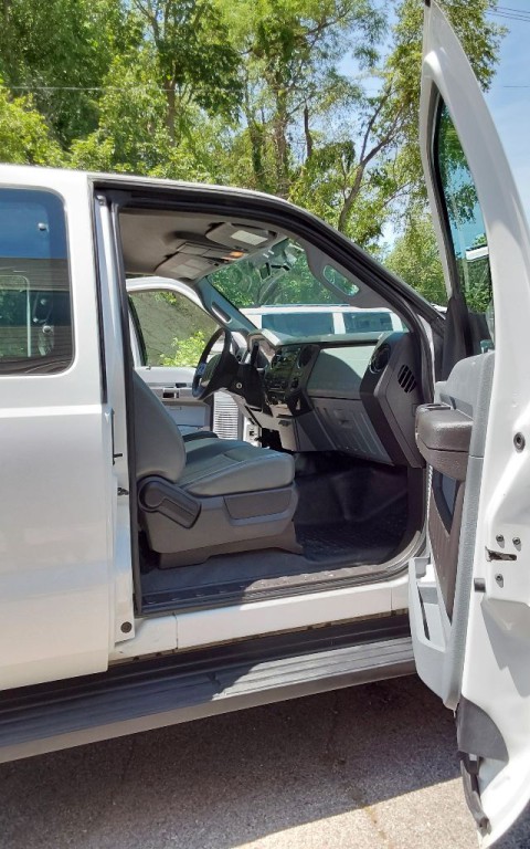 2011 Ford F-350 Image 12