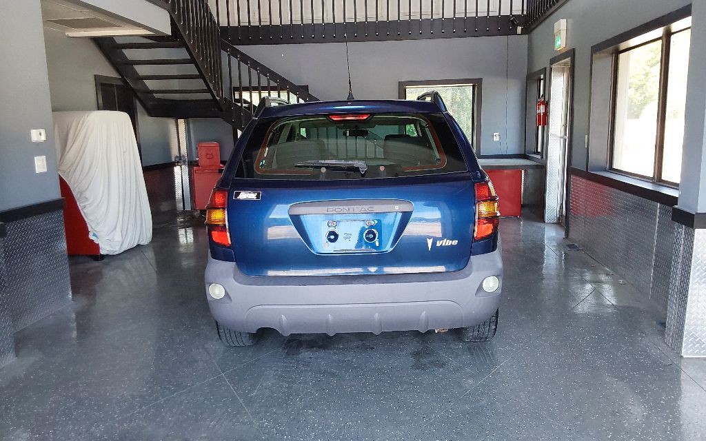 2005 Pontiac Vibe Image 9