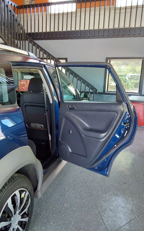 2005 Pontiac Vibe Image 16