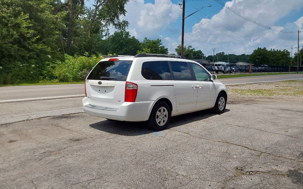 2008 Kia Sedona Image 7