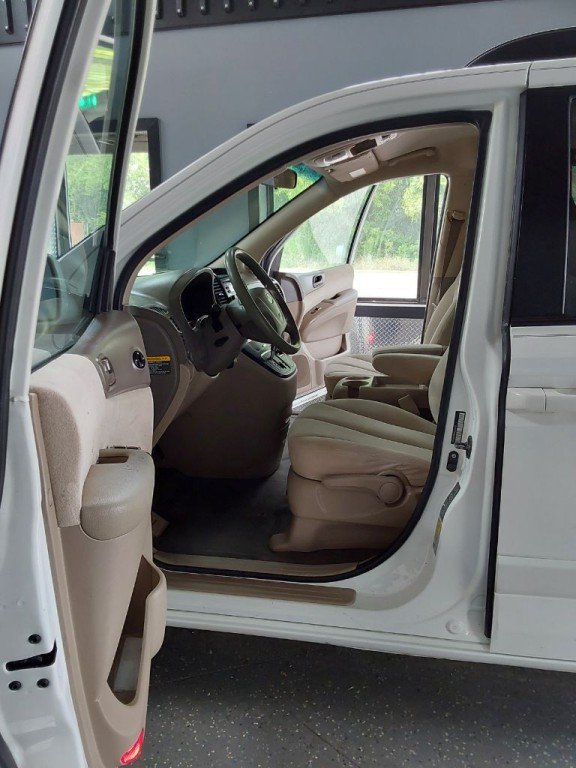 2008 Kia Sedona Image 13