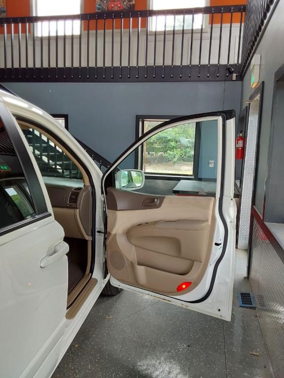 2008 Kia Sedona Image 14