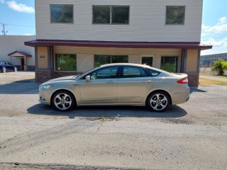 Image for 2015 Ford Fusion SE ID: 7529717