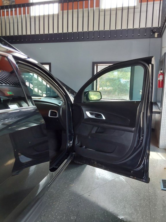 2011 Chevrolet Equinox Image 12