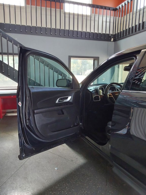 2011 Chevrolet Equinox Image 17