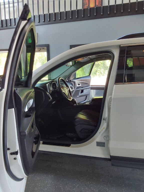 2012 Chevrolet Equinox Image 16