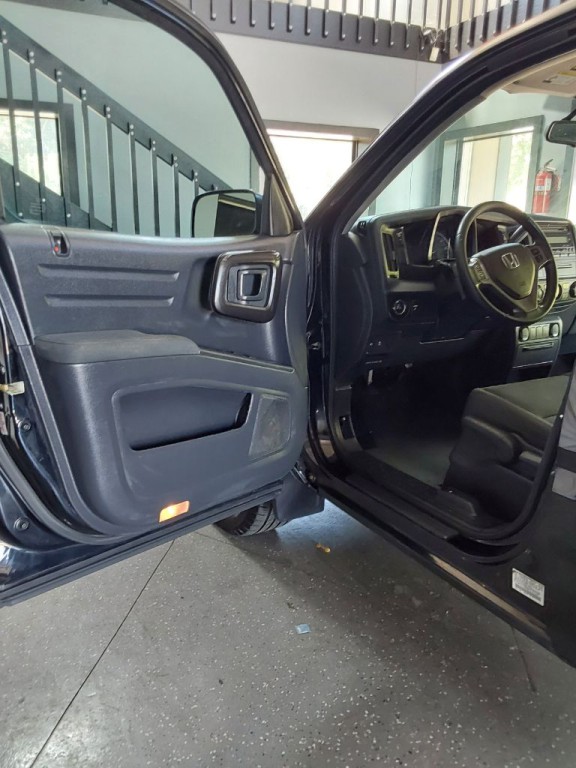 2013 Honda Ridgeline Image 17