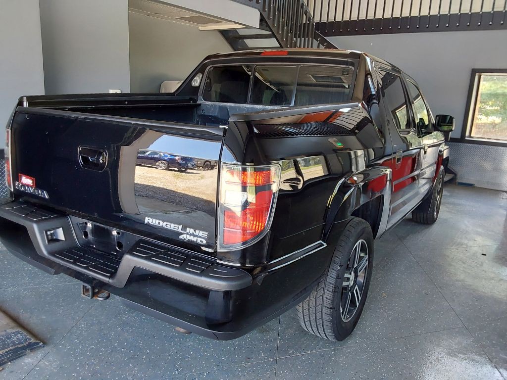 2013 Honda Ridgeline Image 8