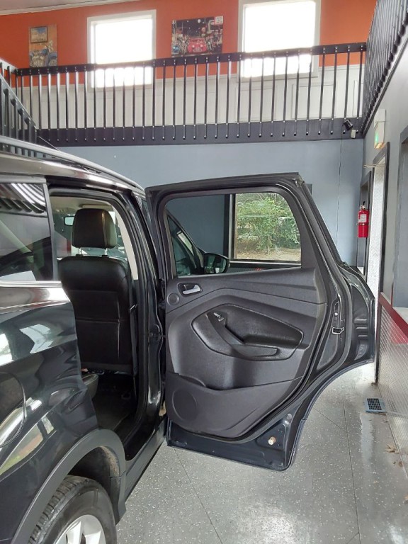 2013 Ford Escape Image 17