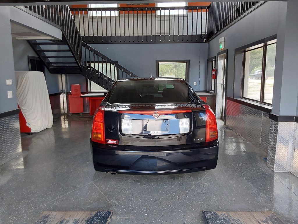 2005 Cadillac CTS Image 9