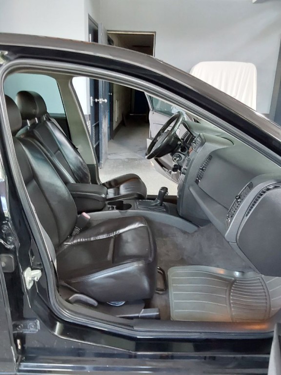 2005 Cadillac CTS Image 10