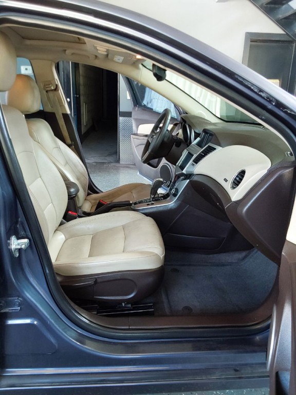2013 Chevrolet Cruze Image 15