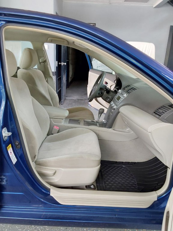 2011 Toyota Camry Image 13