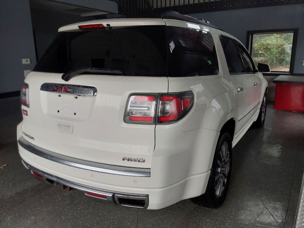 2013 GMC Acadia Image 9