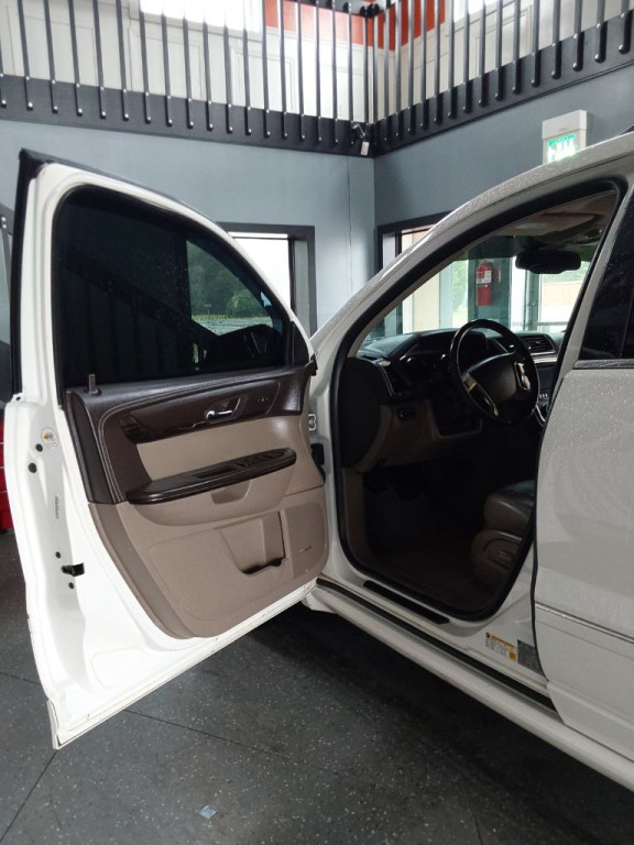2013 GMC Acadia Image 13