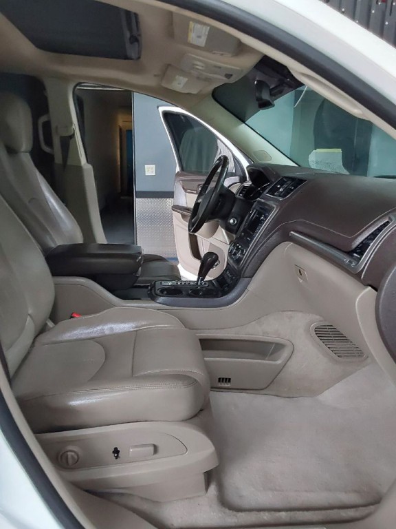 2013 GMC Acadia Image 14