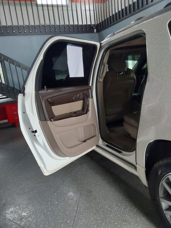 2013 GMC Acadia Image 15