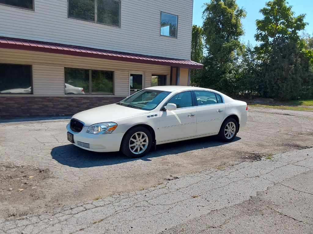 2008 Buick Lucerne Image 2
