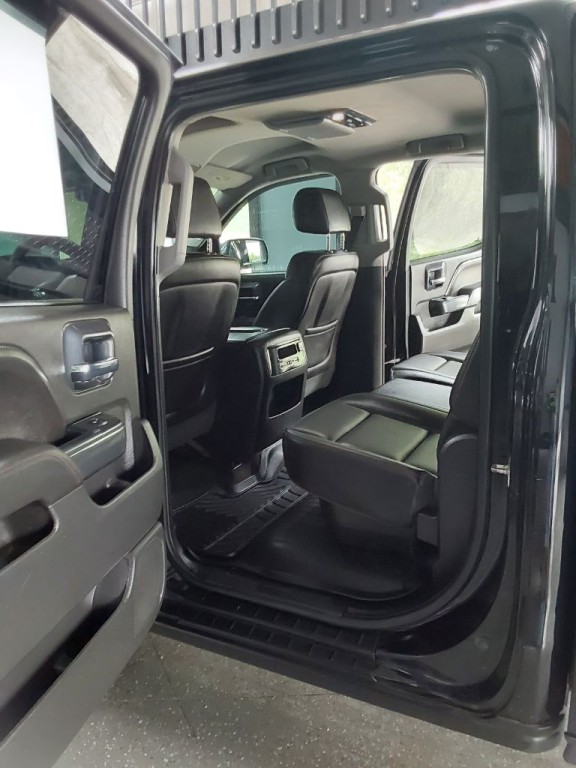 2015 GMC Sierra Image 17