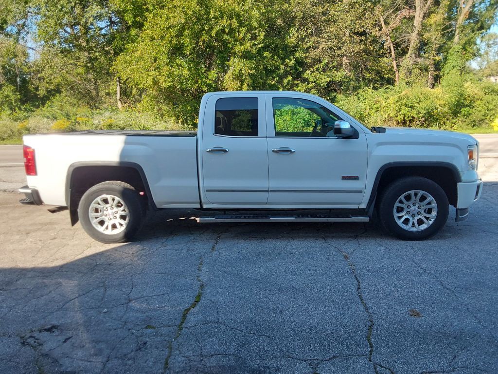 2015 GMC Sierra Image 4