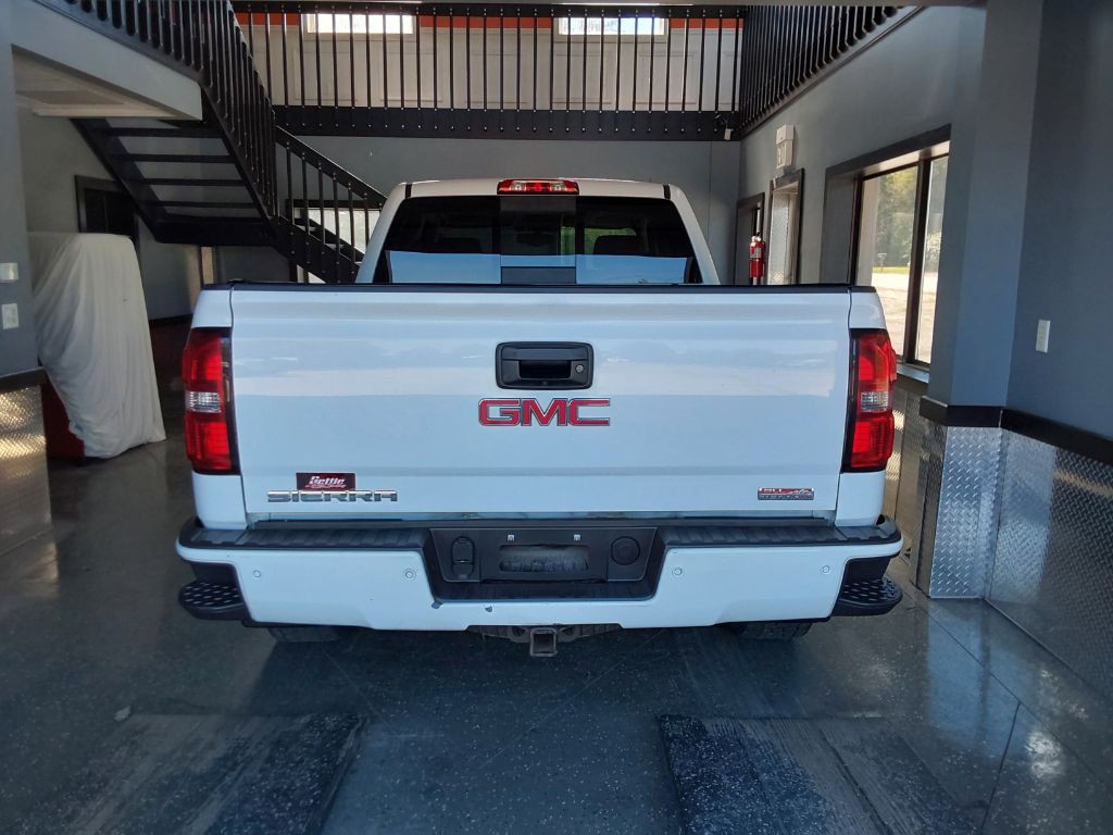 2015 GMC Sierra Image 9
