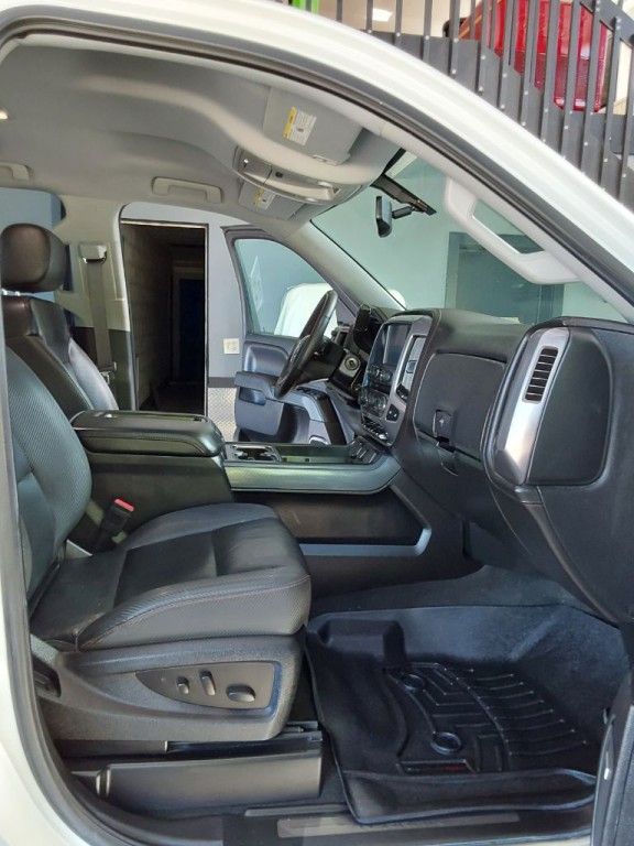 2015 GMC Sierra Image 11