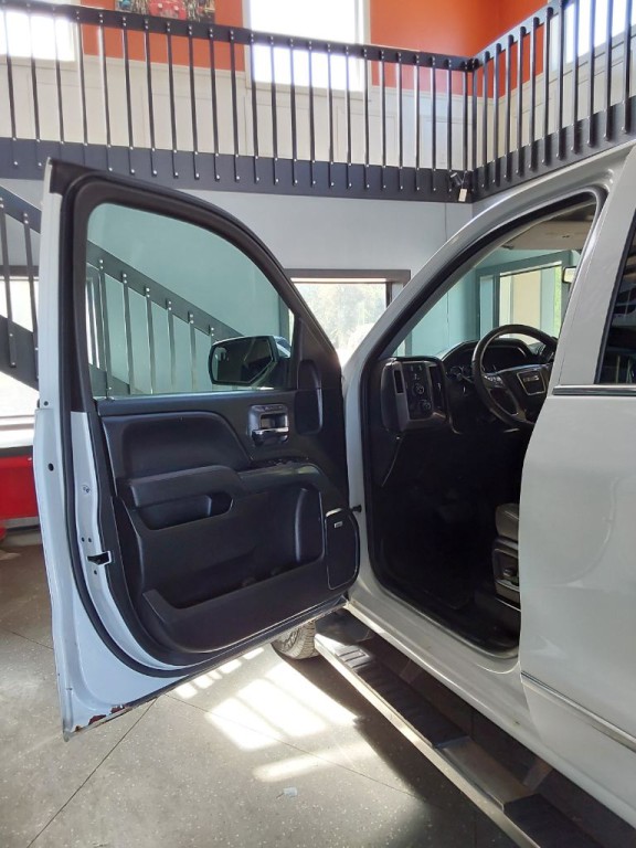 2015 GMC Sierra Image 13