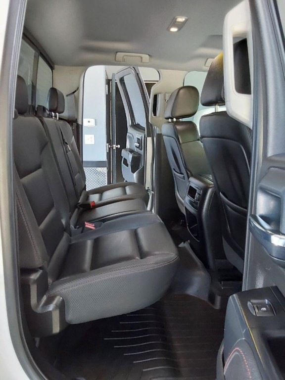 2015 GMC Sierra Image 15
