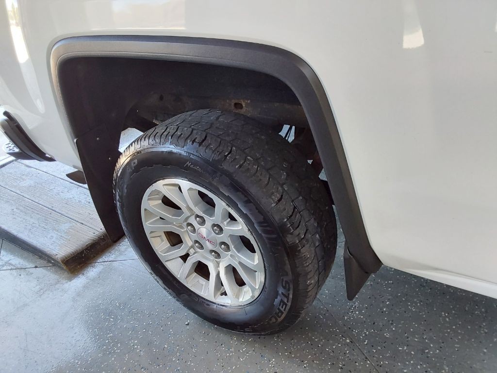 2015 GMC Sierra Image 21