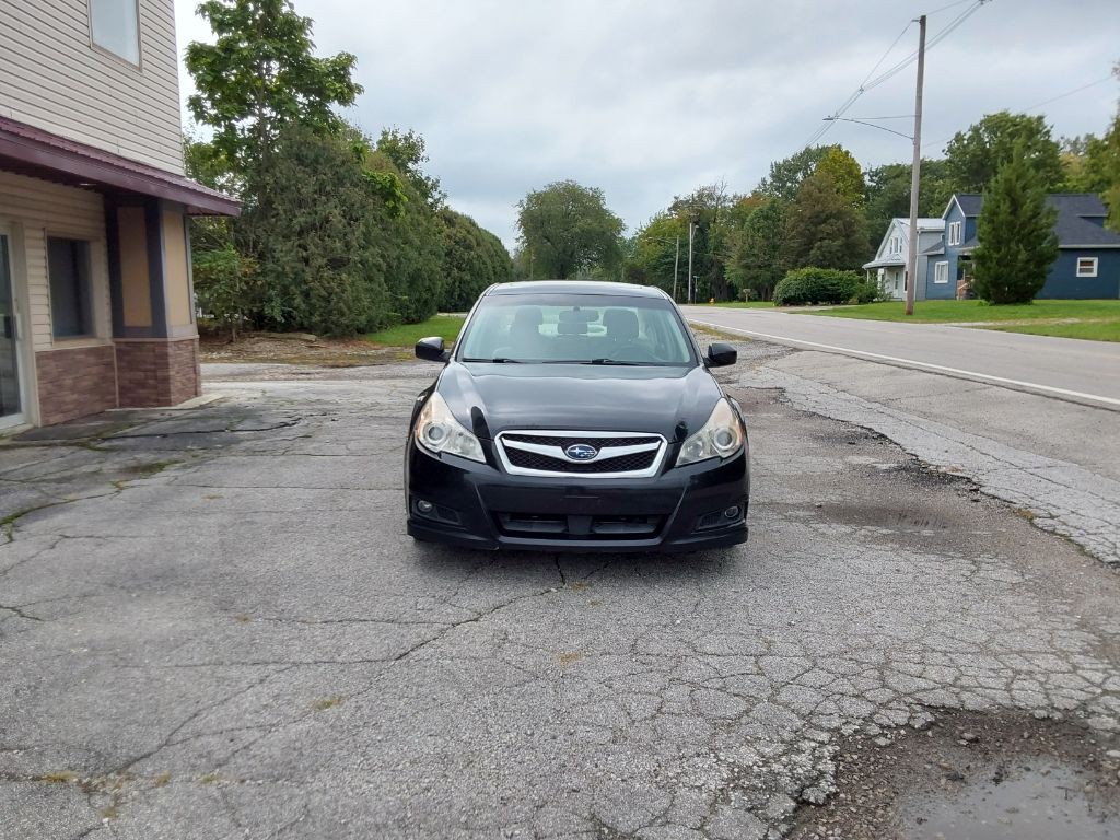 2011 Subaru Legacy Image 3