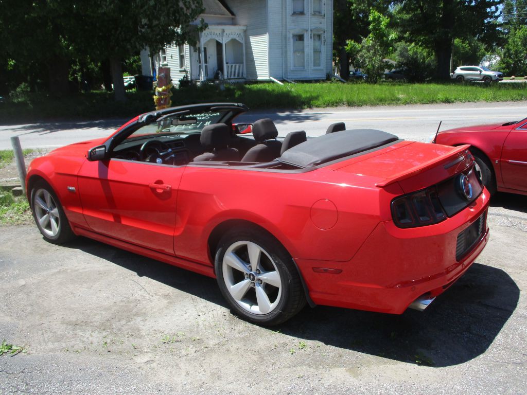 2014 Ford Mustang Image 14