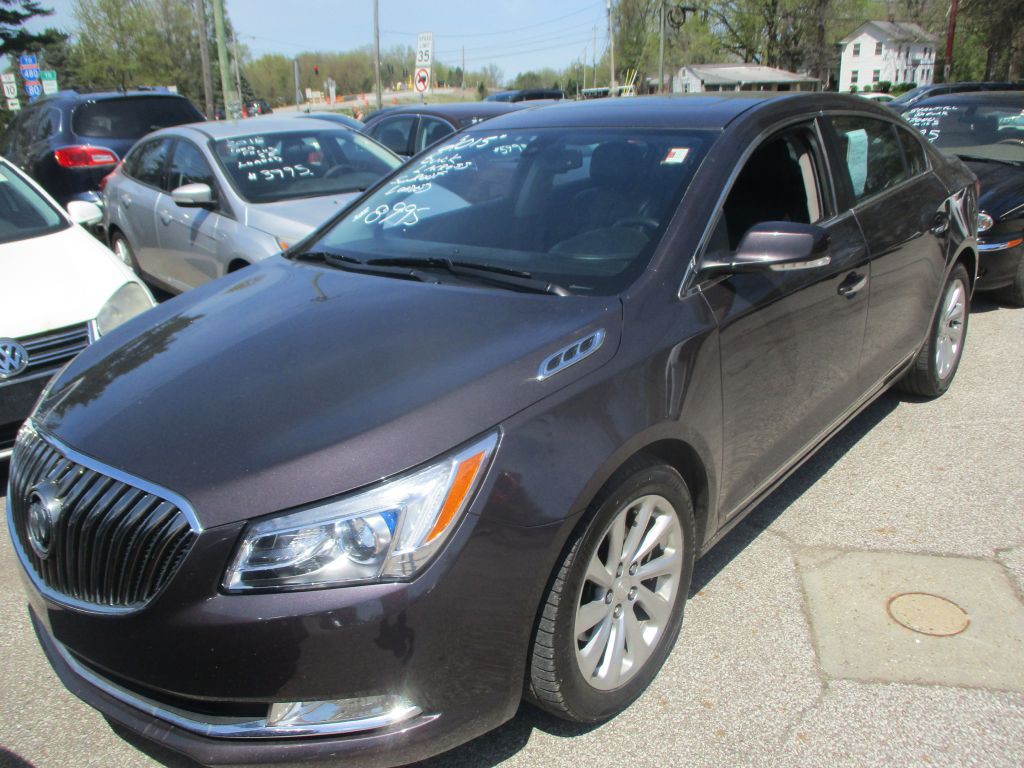 2015 Buick Lacrosse Image 2