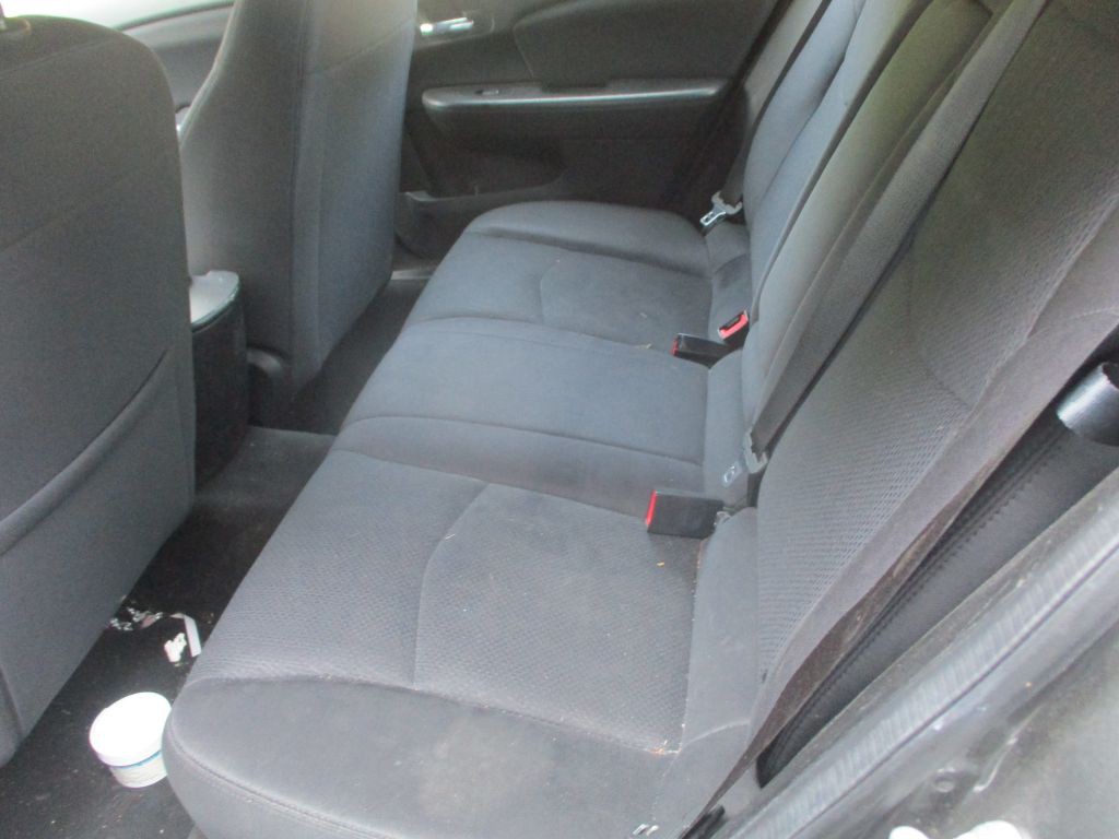 2013 Chrysler 200 Image 10